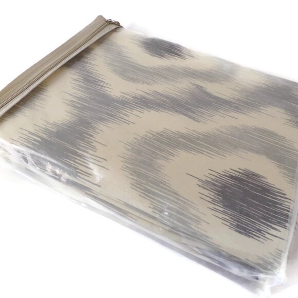 INK + IVY Ankara Curtain Panel 50"x 84" Grey One Panel - Picture 3 of 4